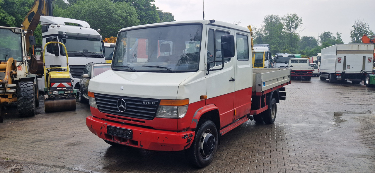Mercedes-Benz 615D Doka Pritsche, Zustand gut - Açık kasa kamyonet, Çift kabin kamyonet: fotoğraf 5 Mercedes-Benz 615D Doka Pritsche, Zustand gut - Açık kasa kamyonet, Çift kabin kamyonet: fotoğraf 5