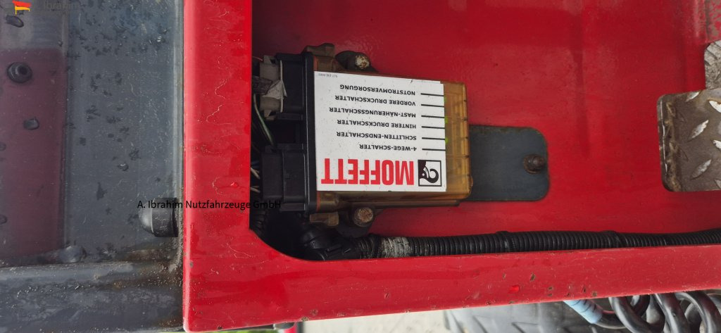 Moffett 4 Wege Stapler 20.4 einsatzbereit 3 Stck. vorhanden - Forklift: fotoğraf 4 Moffett 4 Wege Stapler 20.4 einsatzbereit 3 Stck. vorhanden - Forklift: fotoğraf 4