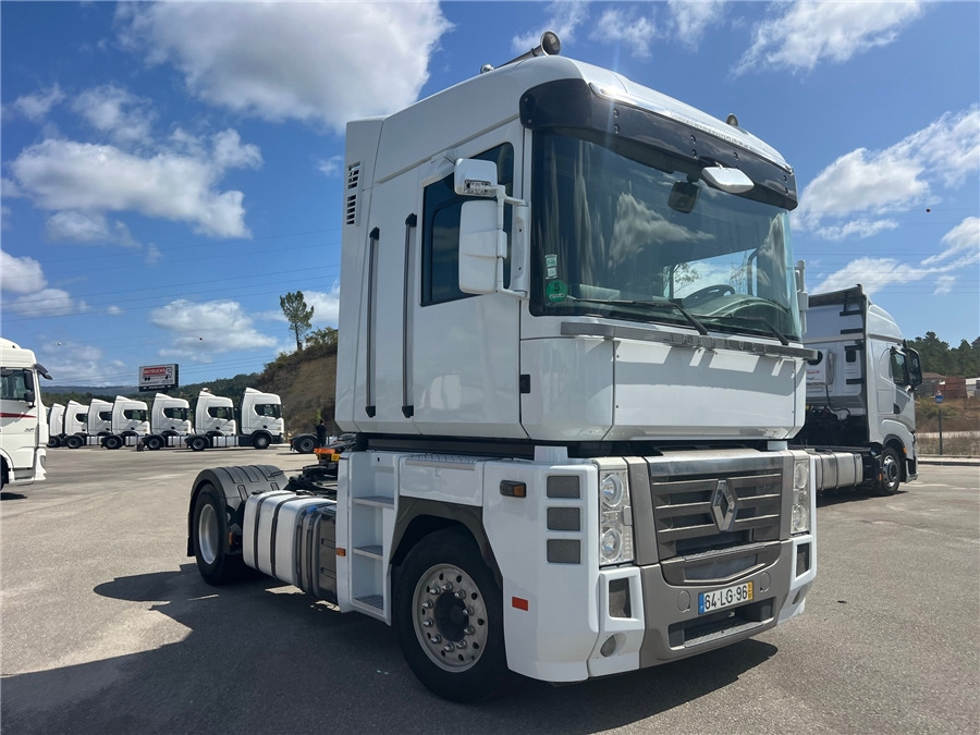 Renault AE 440 - Çekici: fotoğraf 3 Renault AE 440 - Çekici: fotoğraf 3