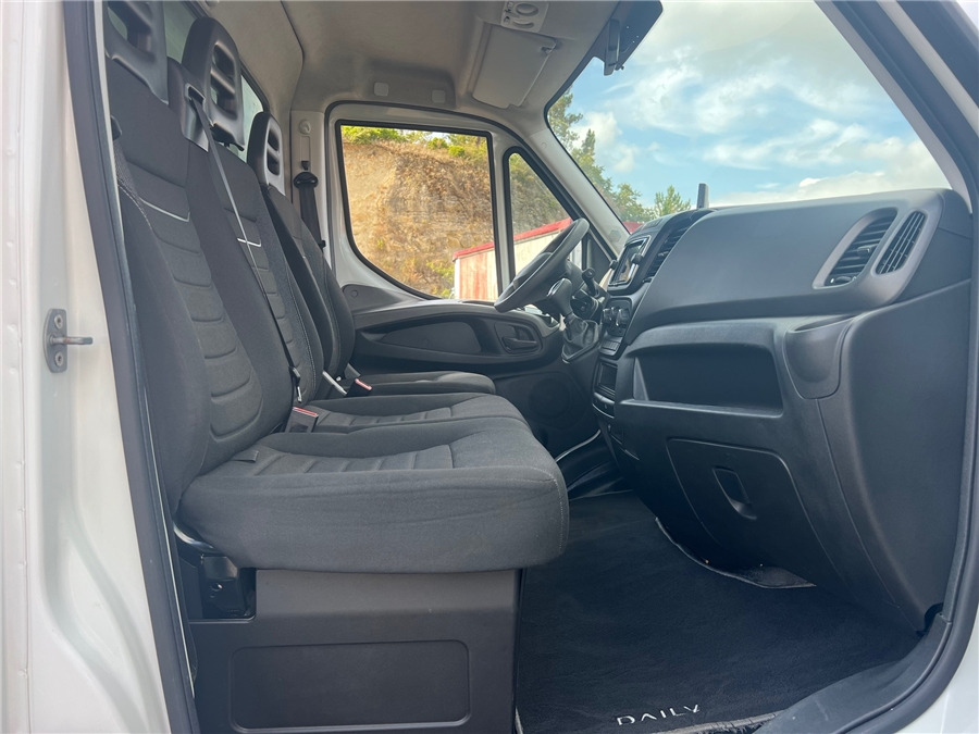 Kapalı kasa kamyonet Iveco 35C16HA8: fotoğraf 10