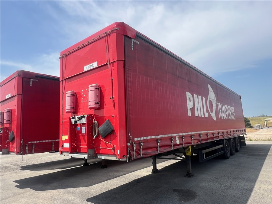 SCHMITZ CARGOBULL SCB-S3T TETO ELEVAR - Tenteli dorse: fotoğraf 2 SCHMITZ CARGOBULL SCB-S3T TETO ELEVAR - Tenteli dorse: fotoğraf 2