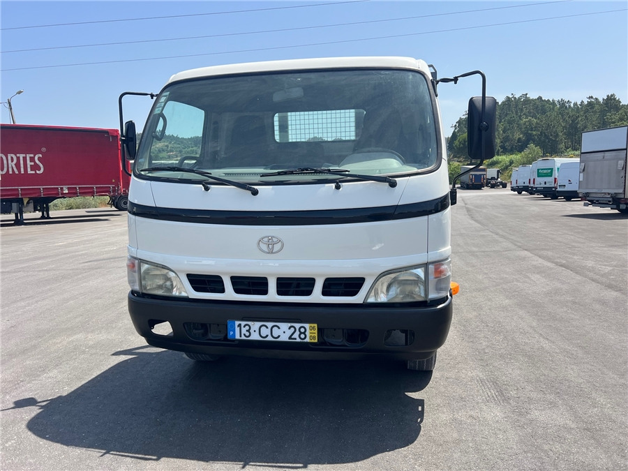 TOYOTA DYNA - Damperli kamyon: fotoğraf 3 TOYOTA DYNA - Damperli kamyon: fotoğraf 3