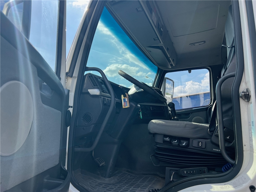 Refrijeratör kamyon Volvo FM 9: fotoğraf 15