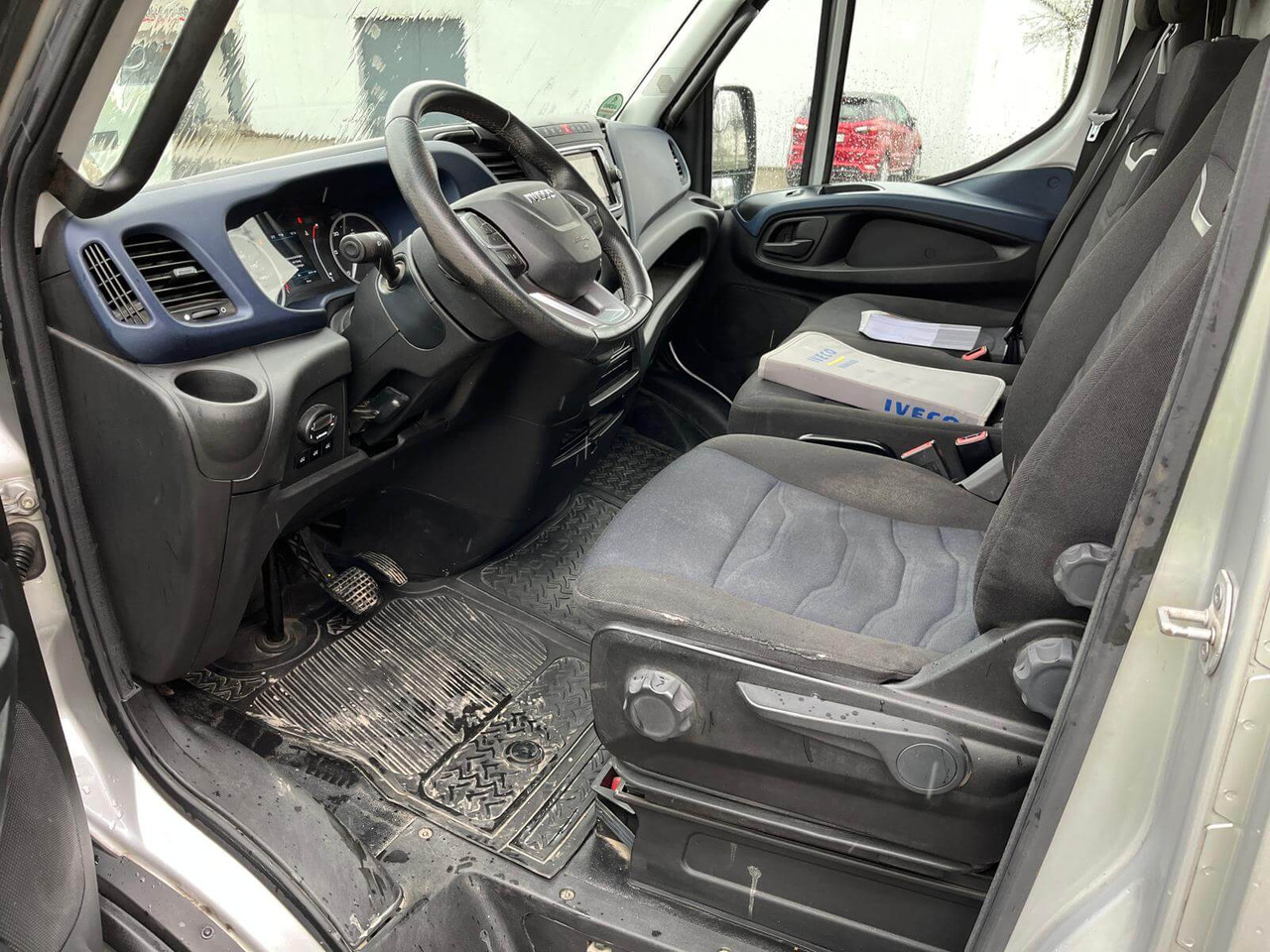 IVECO DAILY 35C18P FURGONE STANDARD - Panelvan: fotoğraf 4 IVECO DAILY 35C18P FURGONE STANDARD - Panelvan: fotoğraf 4
