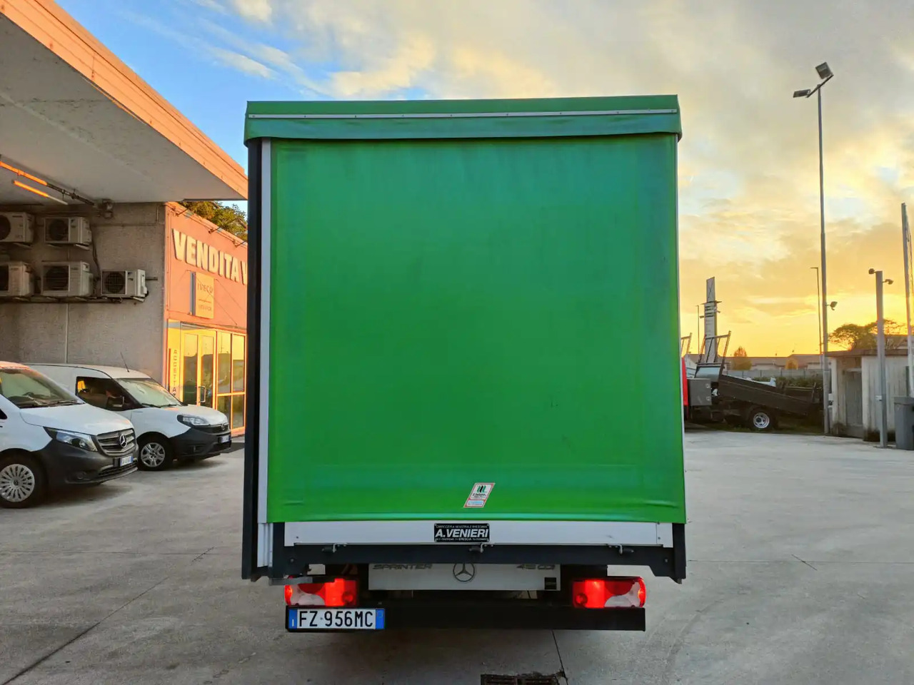 MERCEDES BENZ SPRINTER 416 160 CV - Tenteli kamyonet: fotoğraf 3 MERCEDES BENZ SPRINTER 416 160 CV - Tenteli kamyonet: fotoğraf 3