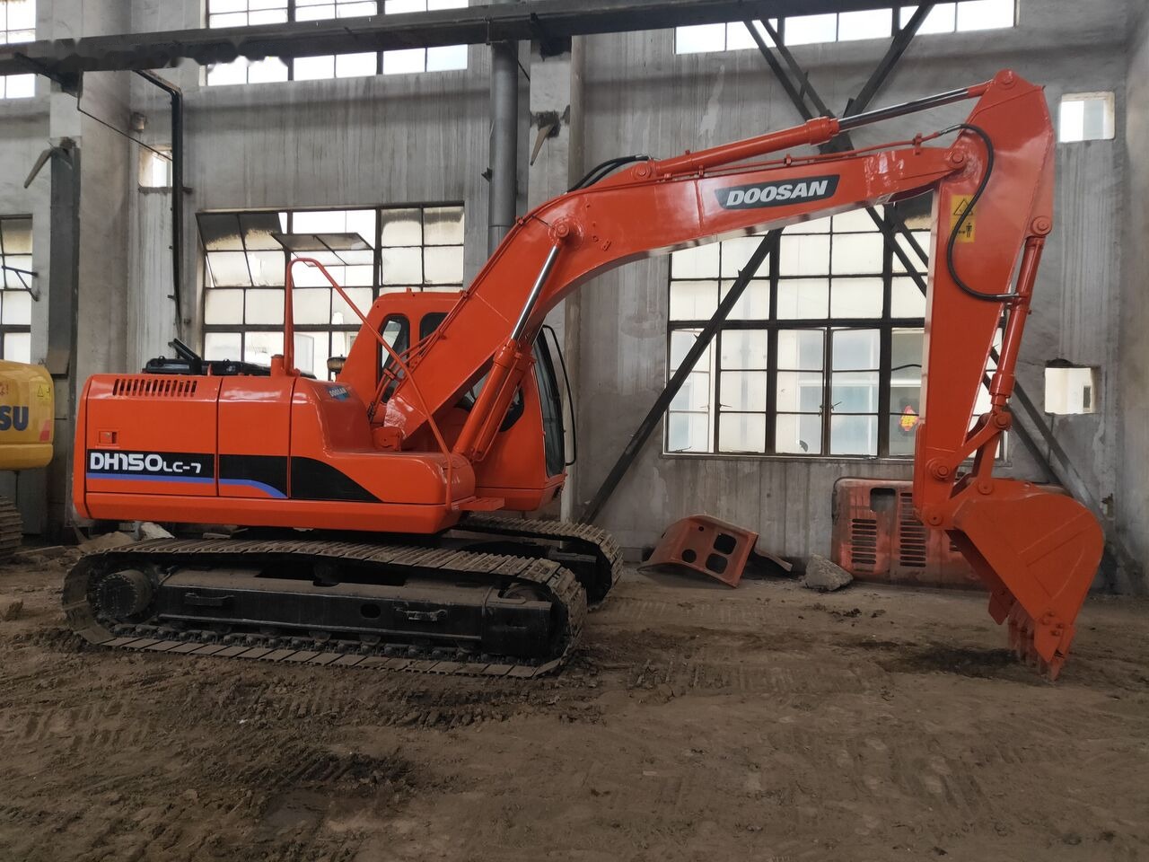 Doosan DH150LC-7 - Paletli ekskavatör: fotoğraf 1 Doosan DH150LC-7 - Paletli ekskavatör: fotoğraf 1