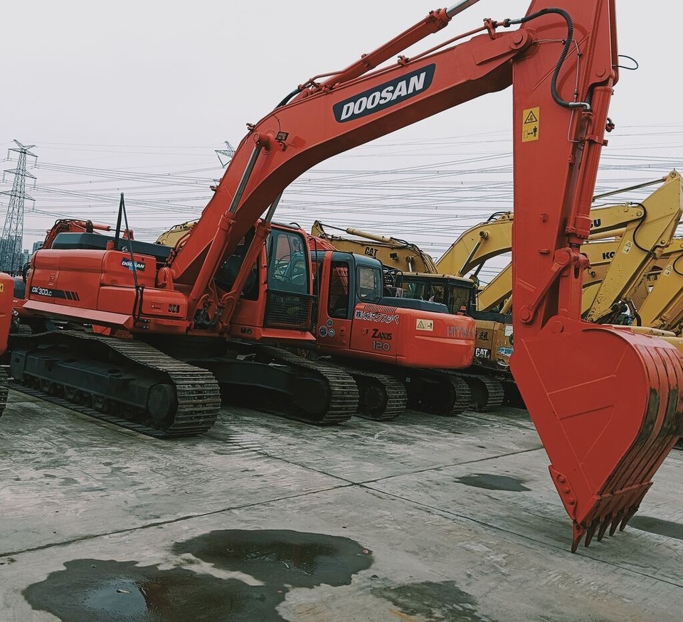 Doosan DX300 - Paletli ekskavatör: fotoğraf 4 Doosan DX300 - Paletli ekskavatör: fotoğraf 4