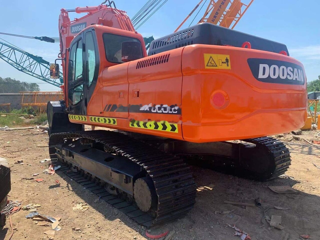 Doosan DX300 - Paletli ekskavatör: fotoğraf 3 Doosan DX300 - Paletli ekskavatör: fotoğraf 3