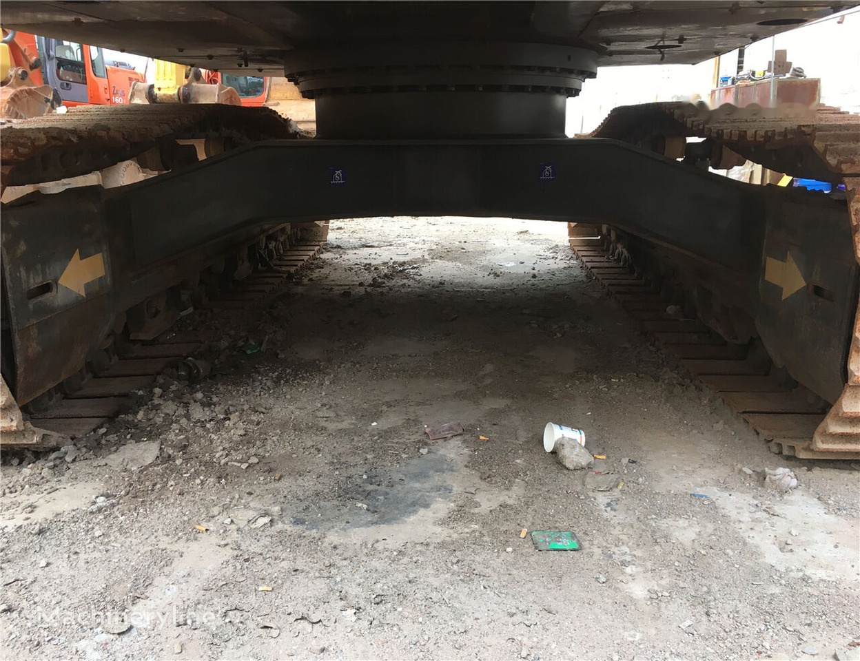 Hitachi ZX240-3G - Paletli ekskavatör: fotoğraf 1 Hitachi ZX240-3G - Paletli ekskavatör: fotoğraf 1