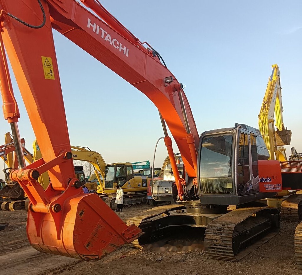 Hitachi ZX240 - Paletli ekskavatör: fotoğraf 4 Hitachi ZX240 - Paletli ekskavatör: fotoğraf 4