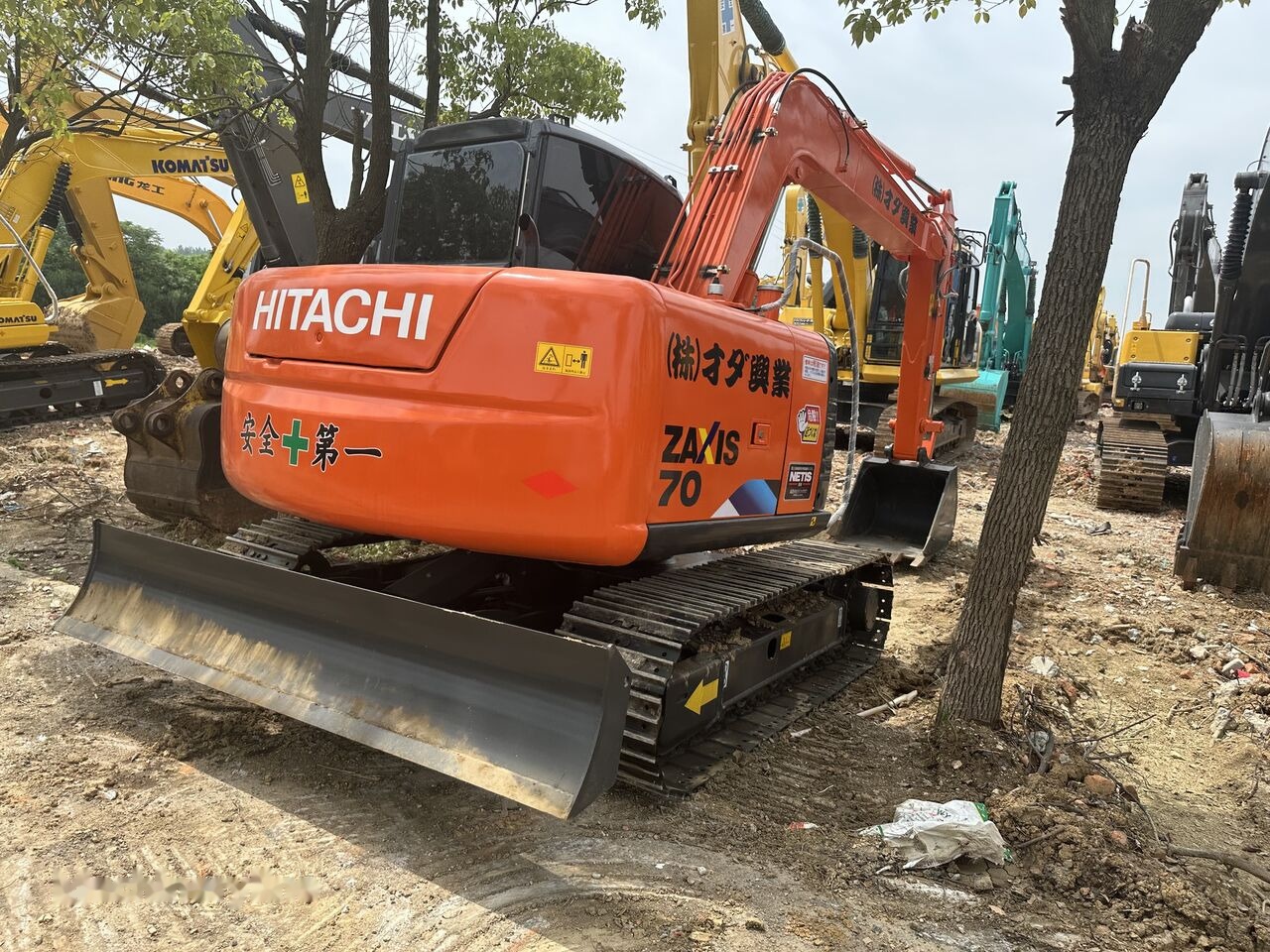 Hitachi ZX70 - Paletli ekskavatör: fotoğraf 2 Hitachi ZX70 - Paletli ekskavatör: fotoğraf 2