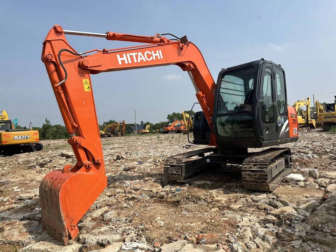 Hitachi ZX70 - Mini ekskavatör: fotoğraf 1 Hitachi ZX70 - Mini ekskavatör: fotoğraf 1