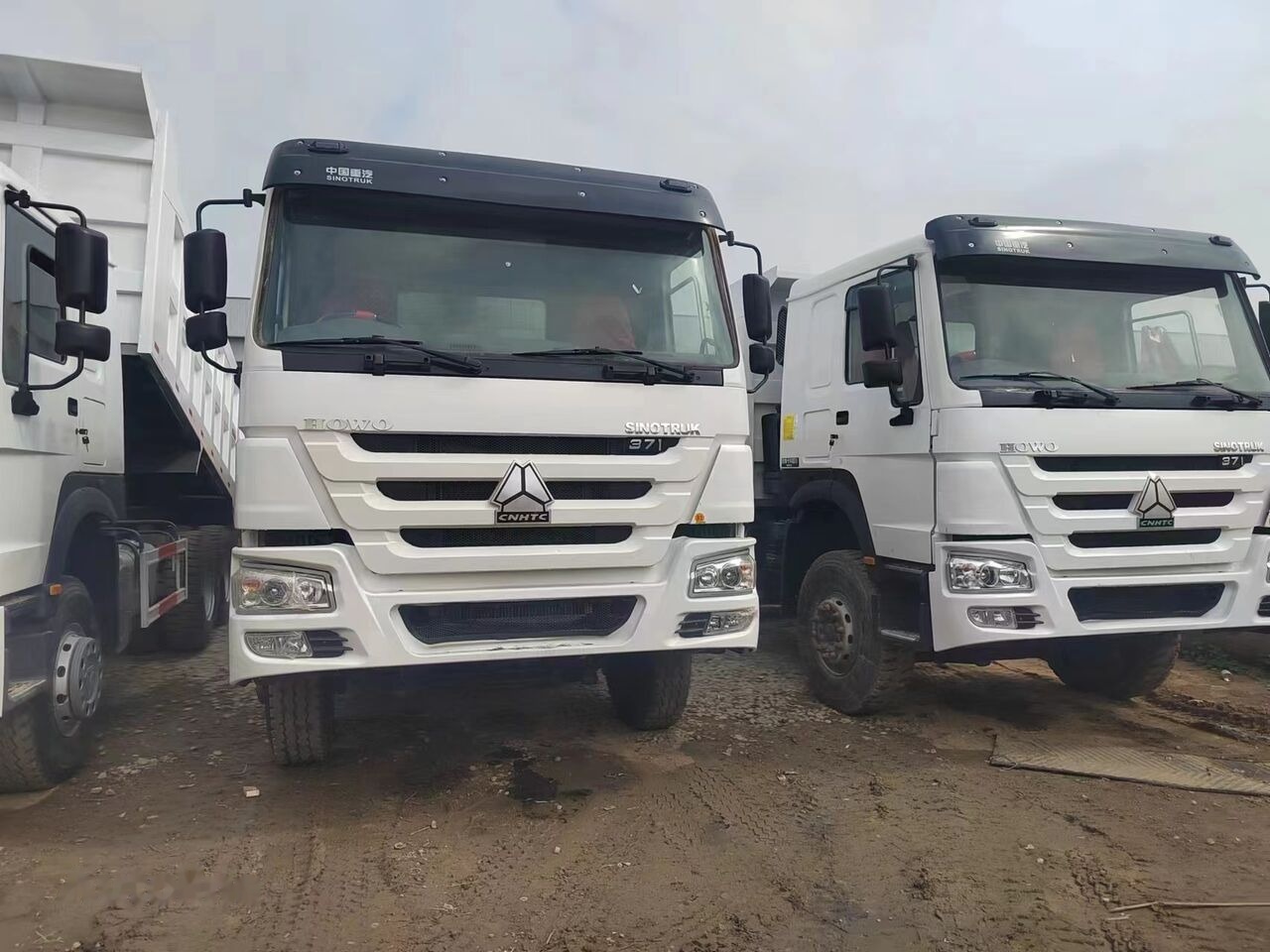 Howo 371 6x4 - Damperli kamyon: fotoğraf 4 Howo 371 6x4 - Damperli kamyon: fotoğraf 4