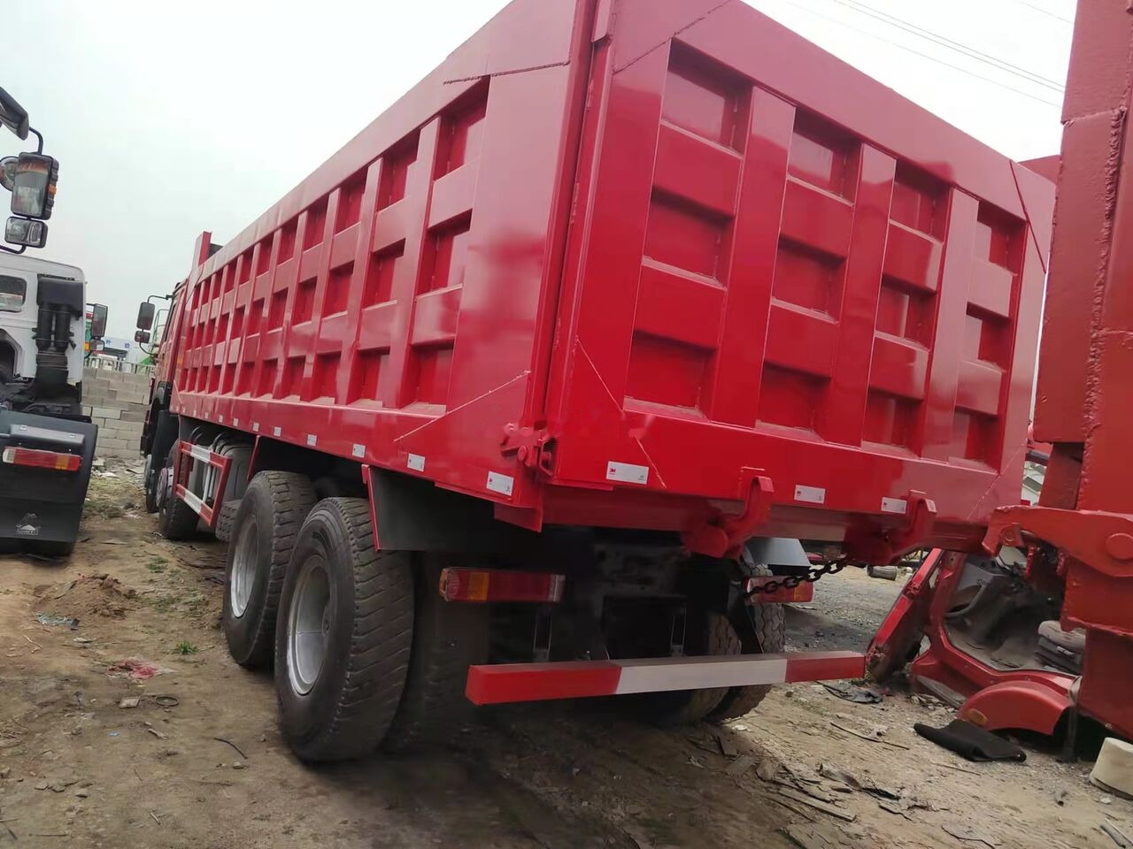 Howo 375 8x4 - Damperli kamyon: fotoğraf 5 Howo 375 8x4 - Damperli kamyon: fotoğraf 5