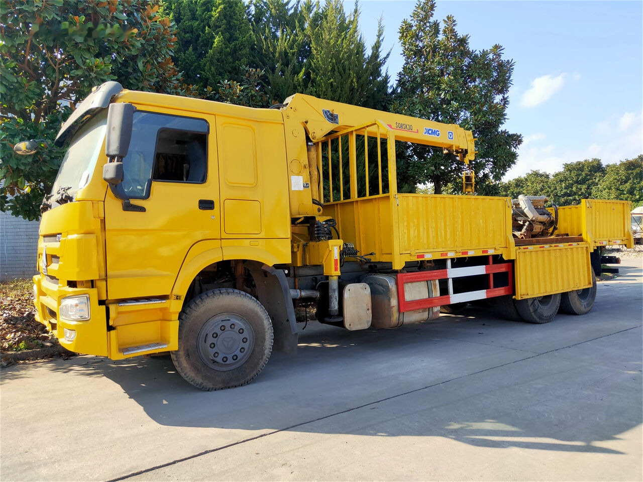 Howo 375 - Damperli kamyon, Vinçli kamyon: fotoğraf 5 Howo 375 - Damperli kamyon, Vinçli kamyon: fotoğraf 5