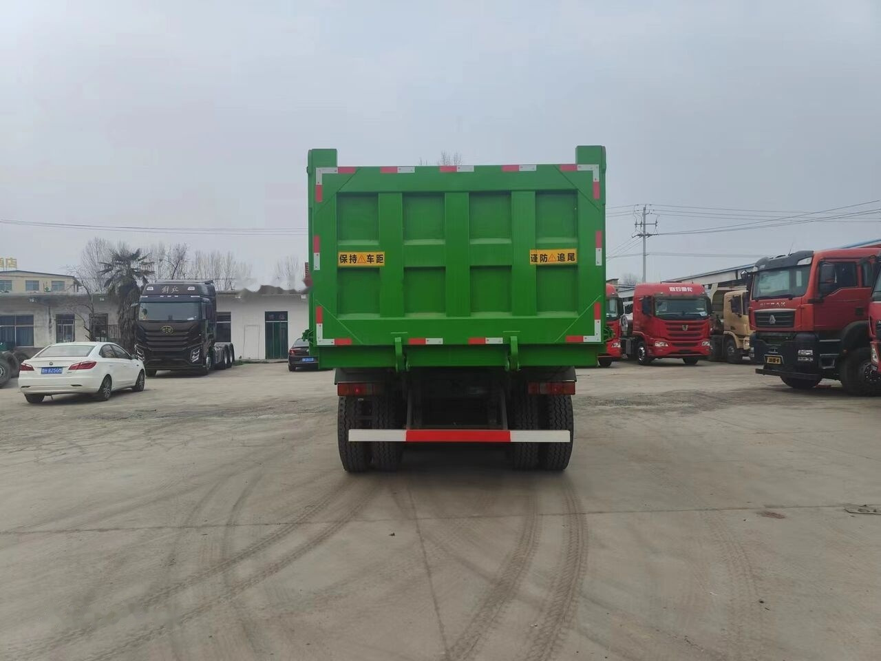 Howo G7W - Damperli kamyon: fotoğraf 4 Howo G7W - Damperli kamyon: fotoğraf 4