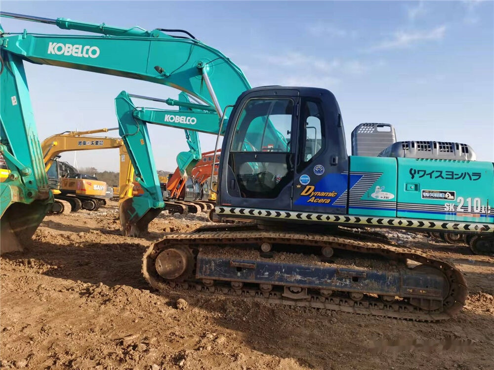 Kobelco SK210LC - Paletli ekskavatör: fotoğraf 5 Kobelco SK210LC - Paletli ekskavatör: fotoğraf 5