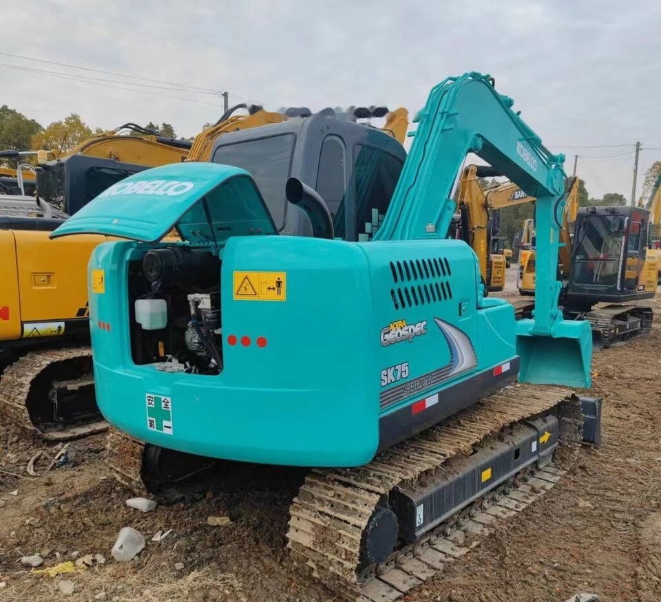 Kobelco SK75 - Mini ekskavatör: fotoğraf 2 Kobelco SK75 - Mini ekskavatör: fotoğraf 2