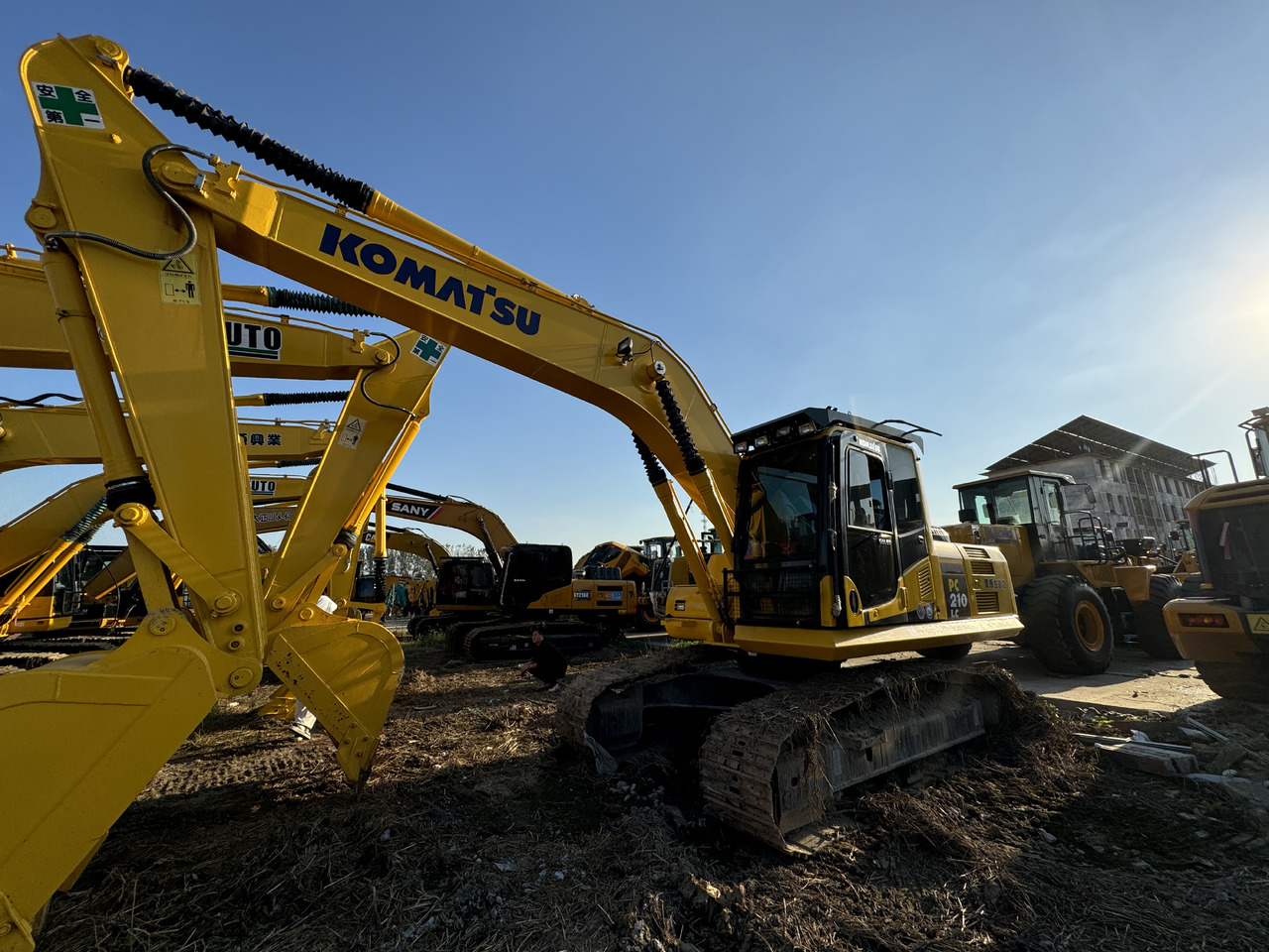 Komatsu PC210-8 - Paletli ekskavatör: fotoğraf 4 Komatsu PC210-8 - Paletli ekskavatör: fotoğraf 4