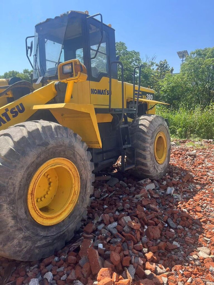Komatsu WA380 - Tekerlekli yükleyici: fotoğraf 5 Komatsu WA380 - Tekerlekli yükleyici: fotoğraf 5