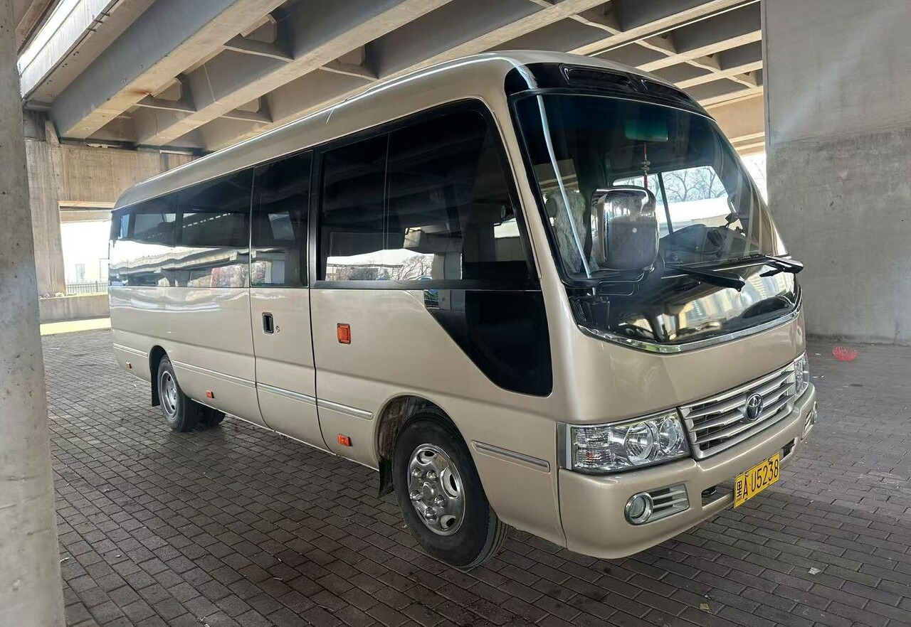 Toyota 1HZ - Şehirlerarası otobüs: fotoğraf 3 Toyota 1HZ - Şehirlerarası otobüs: fotoğraf 3