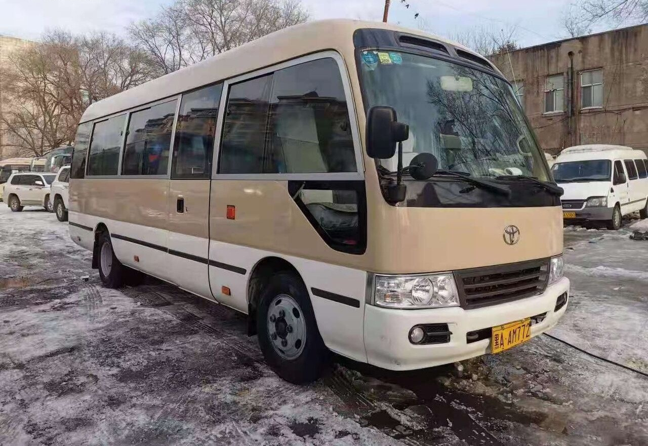 Toyota Coaster - Şehirlerarası otobüs: fotoğraf 4 Toyota Coaster - Şehirlerarası otobüs: fotoğraf 4