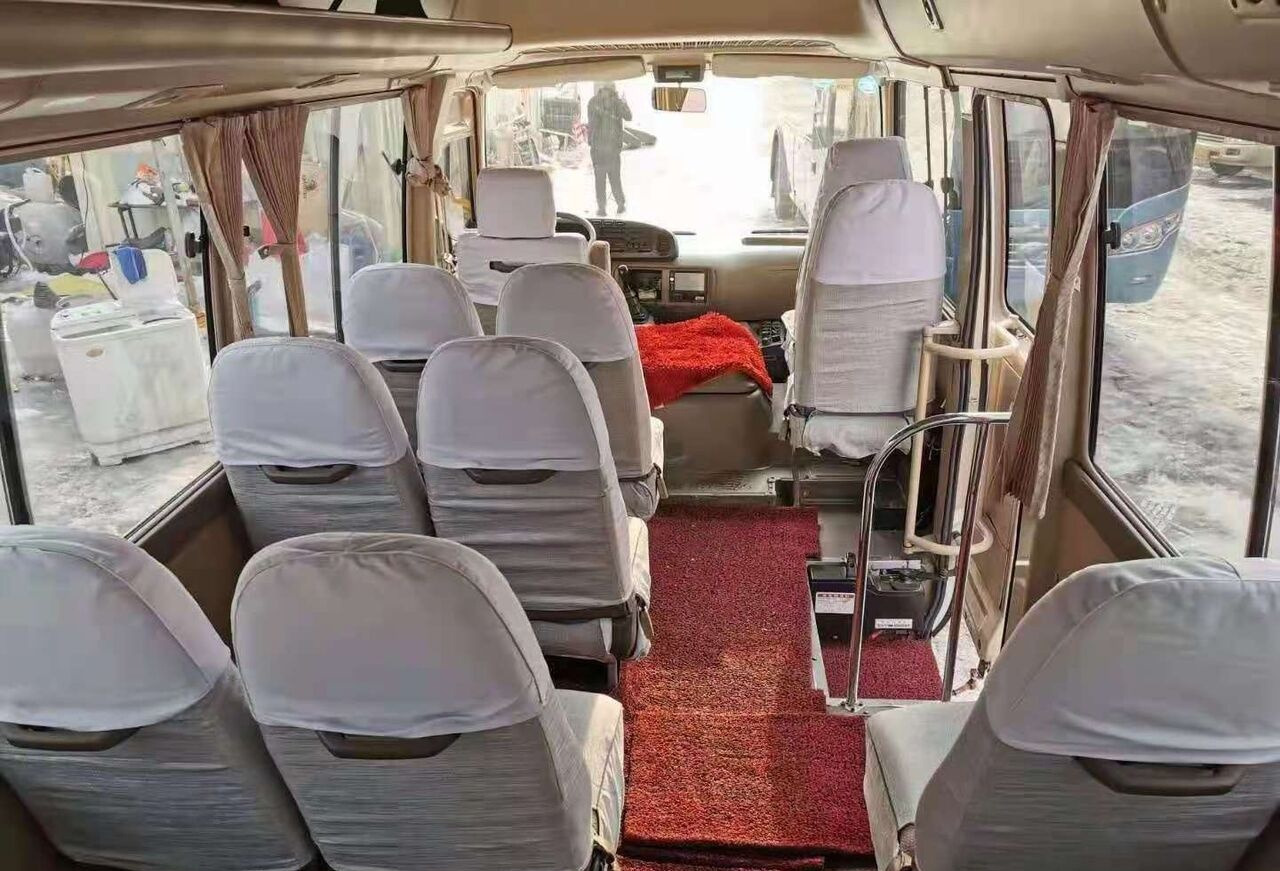 Toyota Coaster - Şehirlerarası otobüs: fotoğraf 3 Toyota Coaster - Şehirlerarası otobüs: fotoğraf 3
