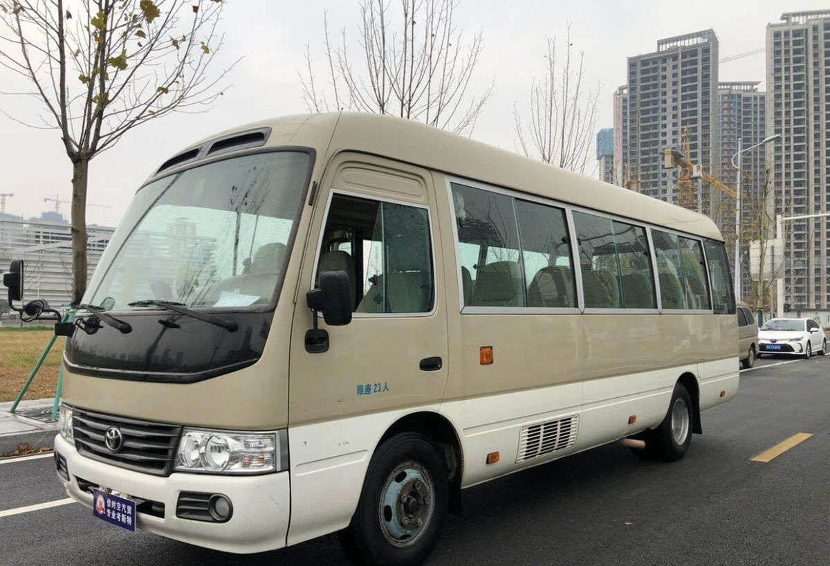 Toyota Coaster - Şehirlerarası otobüs: fotoğraf 1 Toyota Coaster - Şehirlerarası otobüs: fotoğraf 1