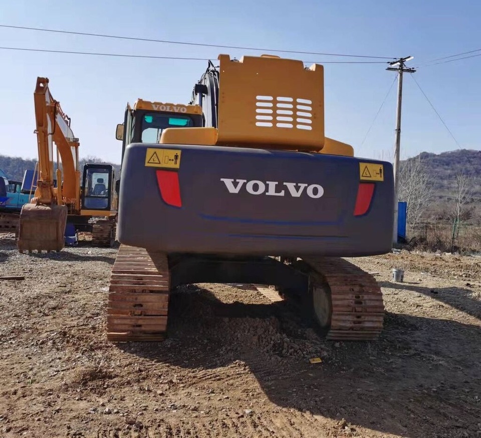 Volvo EC240LC - Paletli ekskavatör: fotoğraf 5 Volvo EC240LC - Paletli ekskavatör: fotoğraf 5