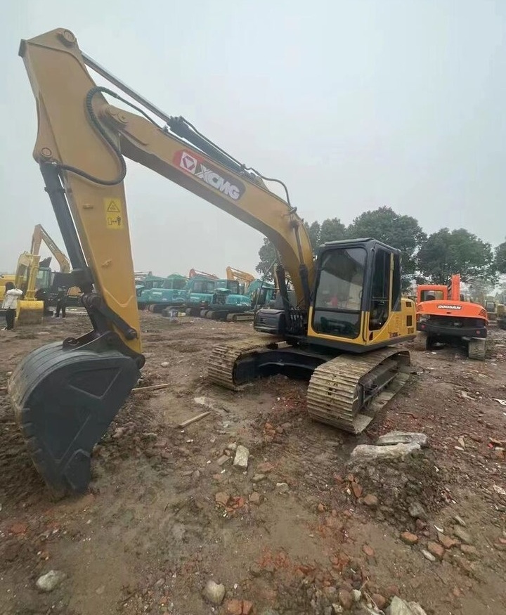 XCMG XE150D - Paletli ekskavatör: fotoğraf 5 XCMG XE150D - Paletli ekskavatör: fotoğraf 5