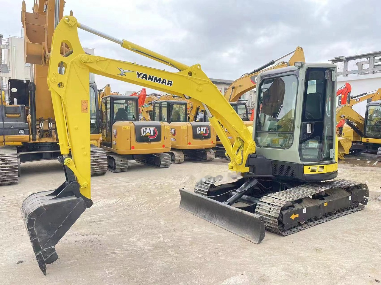 YANMAR VIO55 - Mini ekskavatör: fotoğraf 1 YANMAR VIO55 - Mini ekskavatör: fotoğraf 1