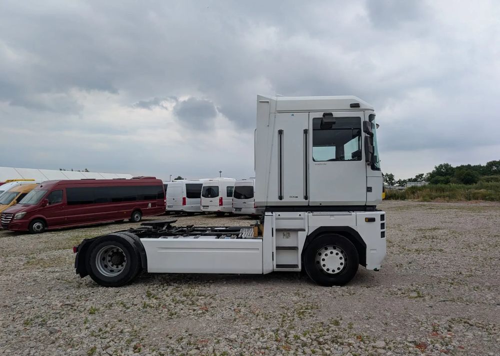 Renault Magnum - Çekici: fotoğraf 3 Renault Magnum - Çekici: fotoğraf 3