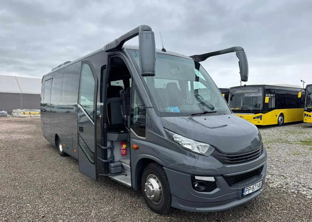 Iveco Daily - Turistik otobüs: fotoğraf 1 Iveco Daily - Turistik otobüs: fotoğraf 1