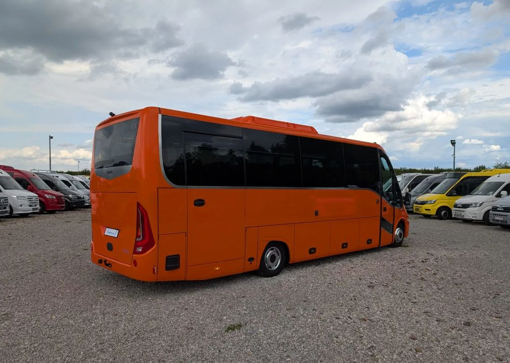 Iveco Daily - Turistik otobüs: fotoğraf 5 Iveco Daily - Turistik otobüs: fotoğraf 5