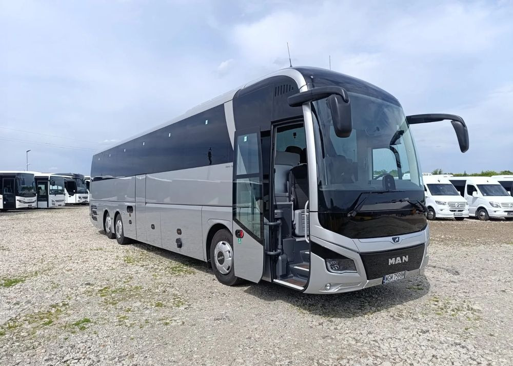 MAN Lions Coach - Turistik otobüs: fotoğraf 1 MAN Lions Coach - Turistik otobüs: fotoğraf 1