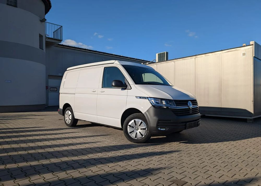 Volkswagen Transporter - Binek araba: fotoğraf 2 Volkswagen Transporter - Binek araba: fotoğraf 2
