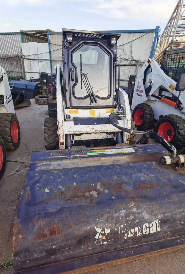 Bobcat S16 - Mini yükleyici: fotoğraf 4 Bobcat S16 - Mini yükleyici: fotoğraf 4