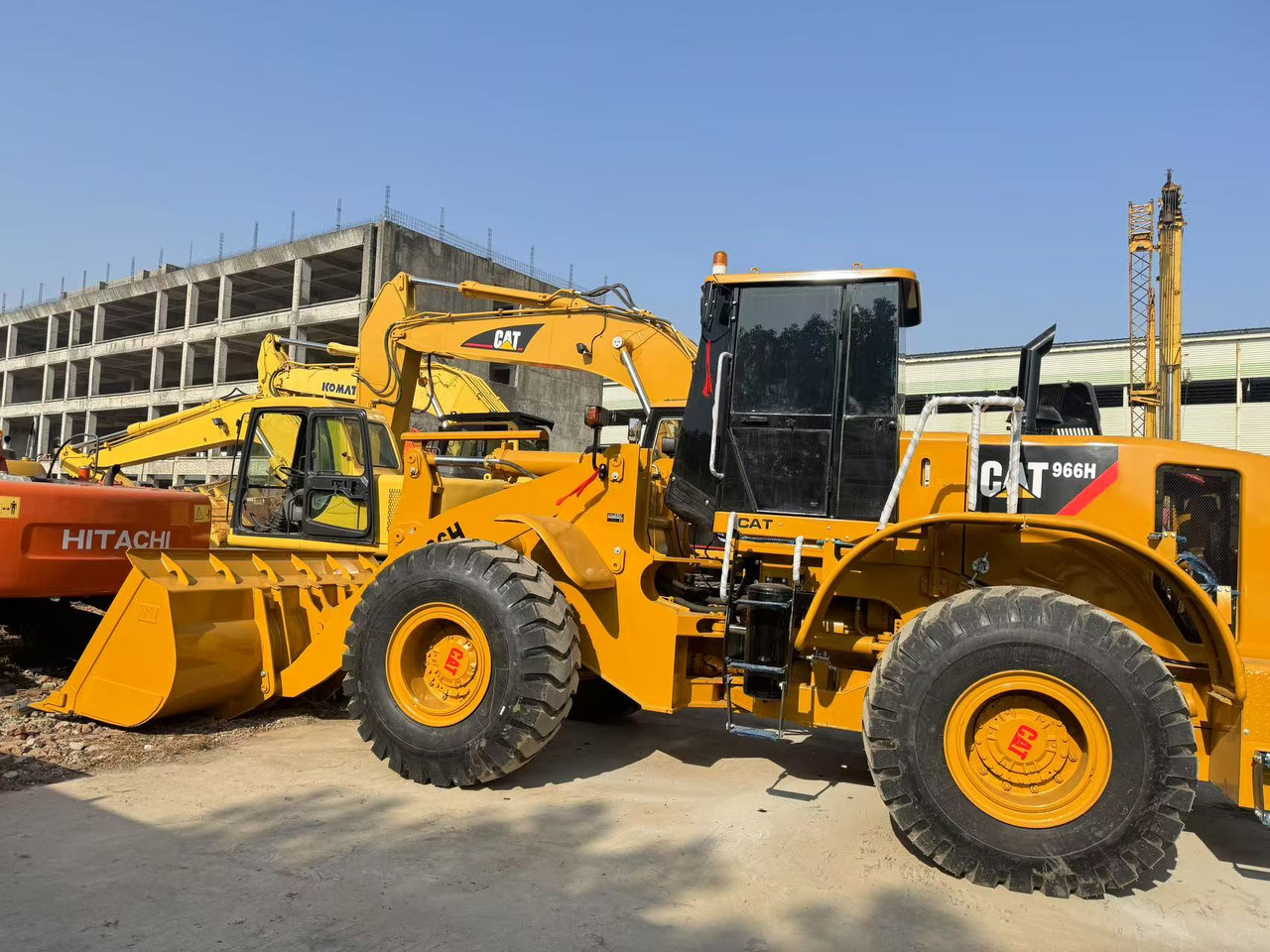 CATERPILLAR 966H - Tekerlekli yükleyici: fotoğraf 3 CATERPILLAR 966H - Tekerlekli yükleyici: fotoğraf 3