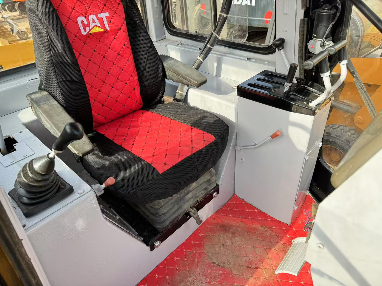 CATERPILLAR D6G2 - Buldozer: fotoğraf 5 CATERPILLAR D6G2 - Buldozer: fotoğraf 5