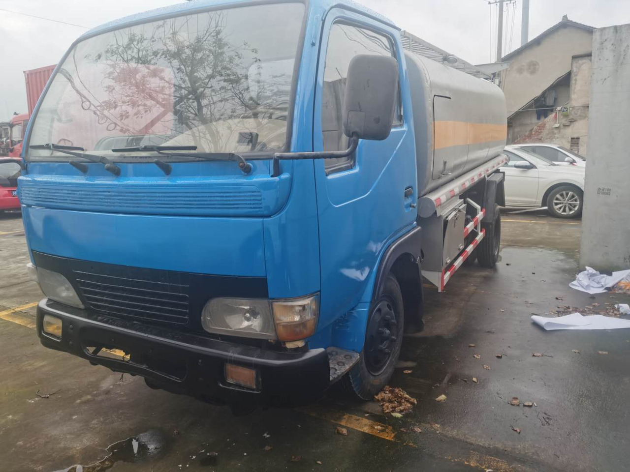 DONGFENG 6ton - Tanker kamyon: fotoğraf 2 DONGFENG 6ton - Tanker kamyon: fotoğraf 2