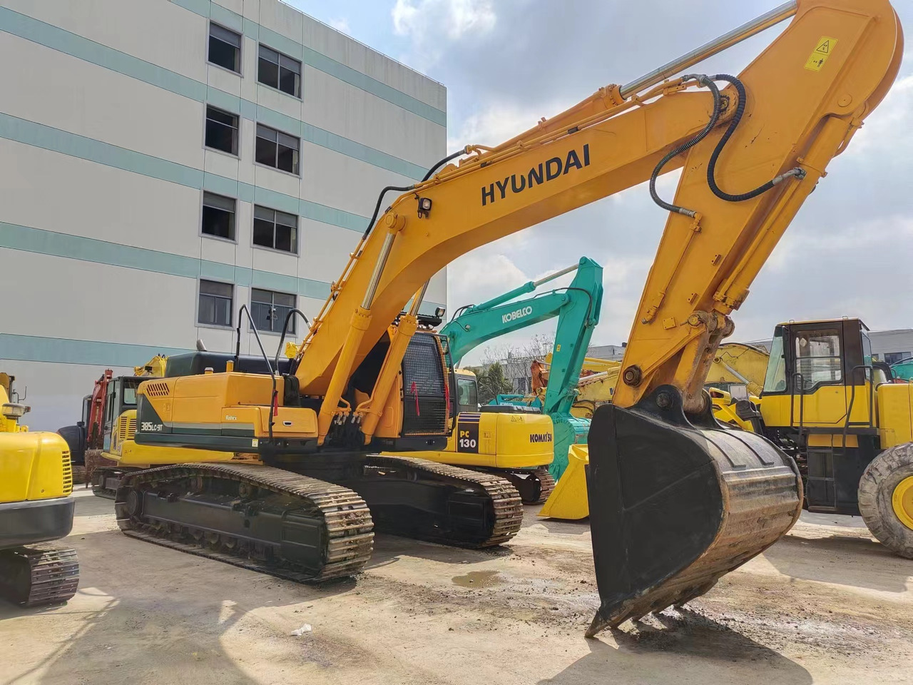 Hyundai R385LC-9T - Paletli ekskavatör: fotoğraf 3 Hyundai R385LC-9T - Paletli ekskavatör: fotoğraf 3