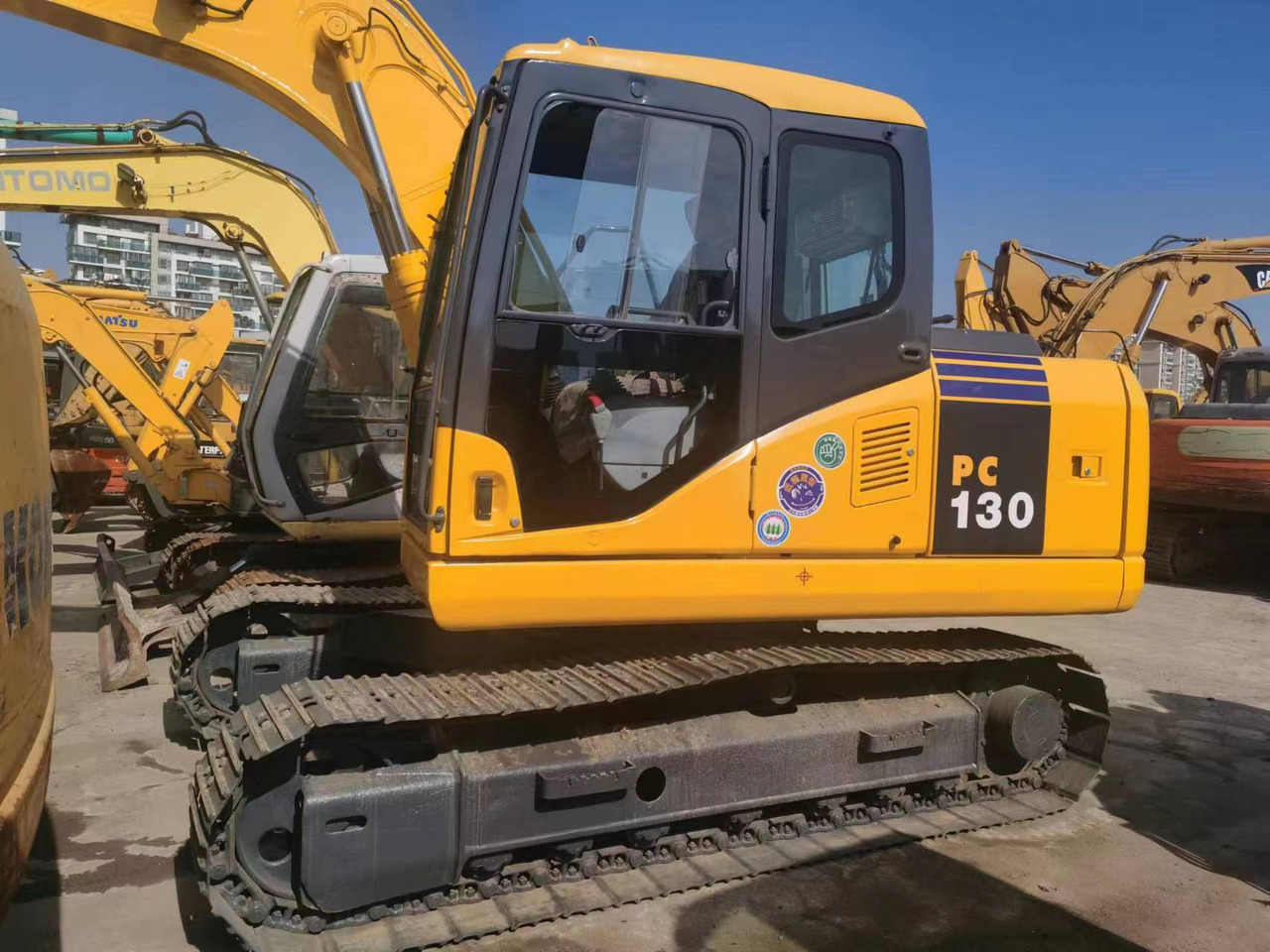 KOMATSU PC130-7 - Paletli ekskavatör: fotoğraf 2 KOMATSU PC130-7 - Paletli ekskavatör: fotoğraf 2