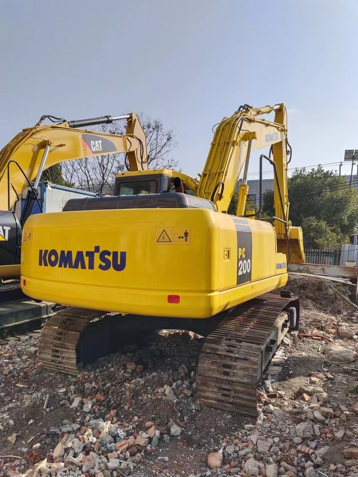 KOMATSU PC200-7 - Paletli ekskavatör: fotoğraf 2 KOMATSU PC200-7 - Paletli ekskavatör: fotoğraf 2