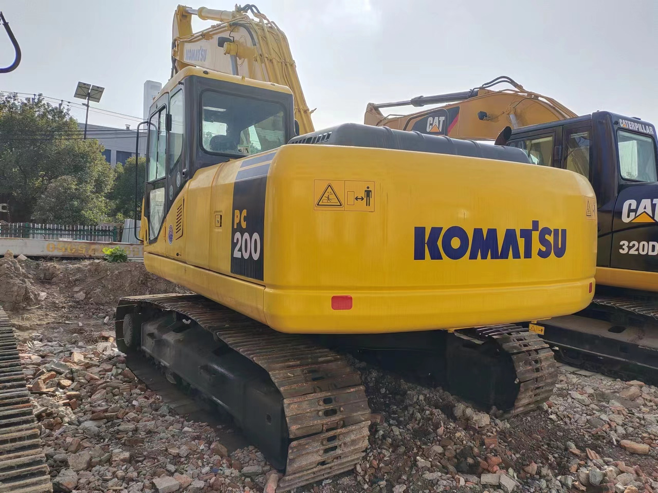KOMATSU PC200-7 - Paletli ekskavatör: fotoğraf 1 KOMATSU PC200-7 - Paletli ekskavatör: fotoğraf 1