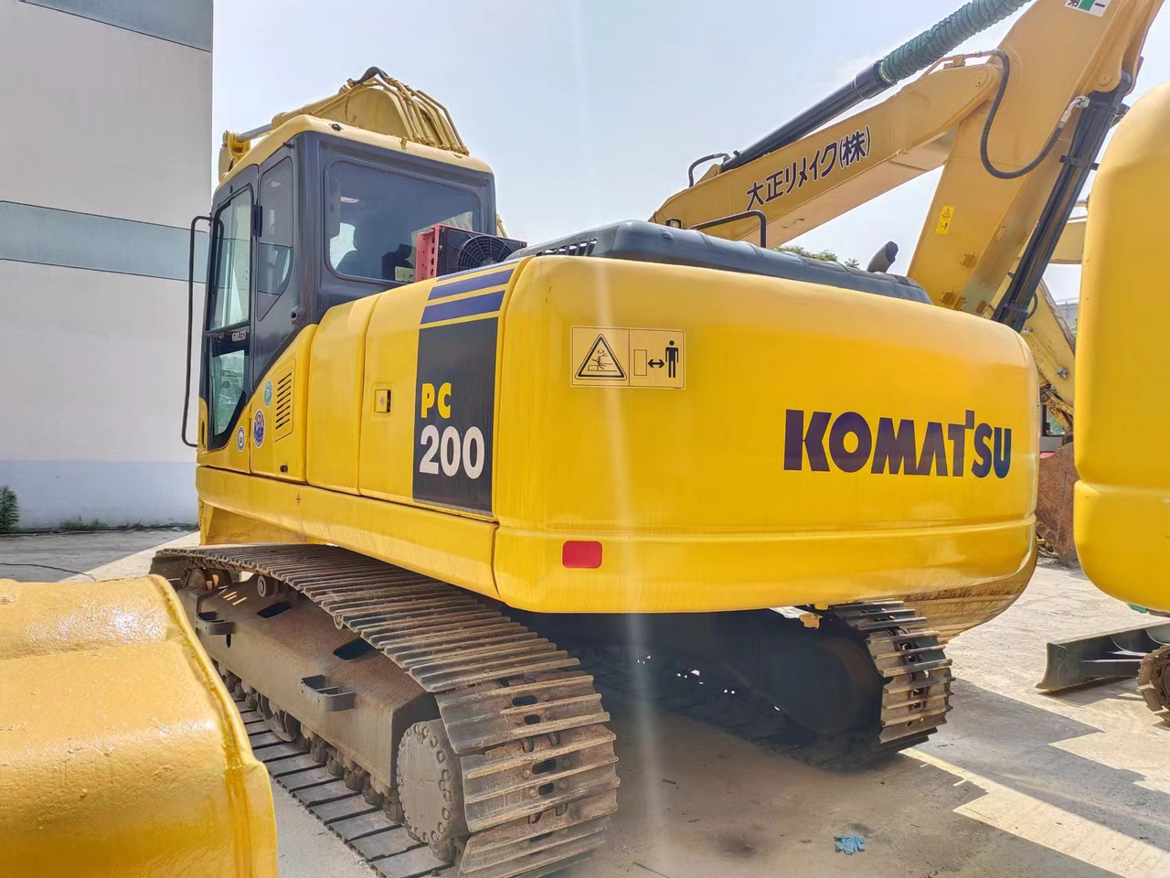 KOMATSU PC200-7 - Paletli ekskavatör: fotoğraf 2 KOMATSU PC200-7 - Paletli ekskavatör: fotoğraf 2