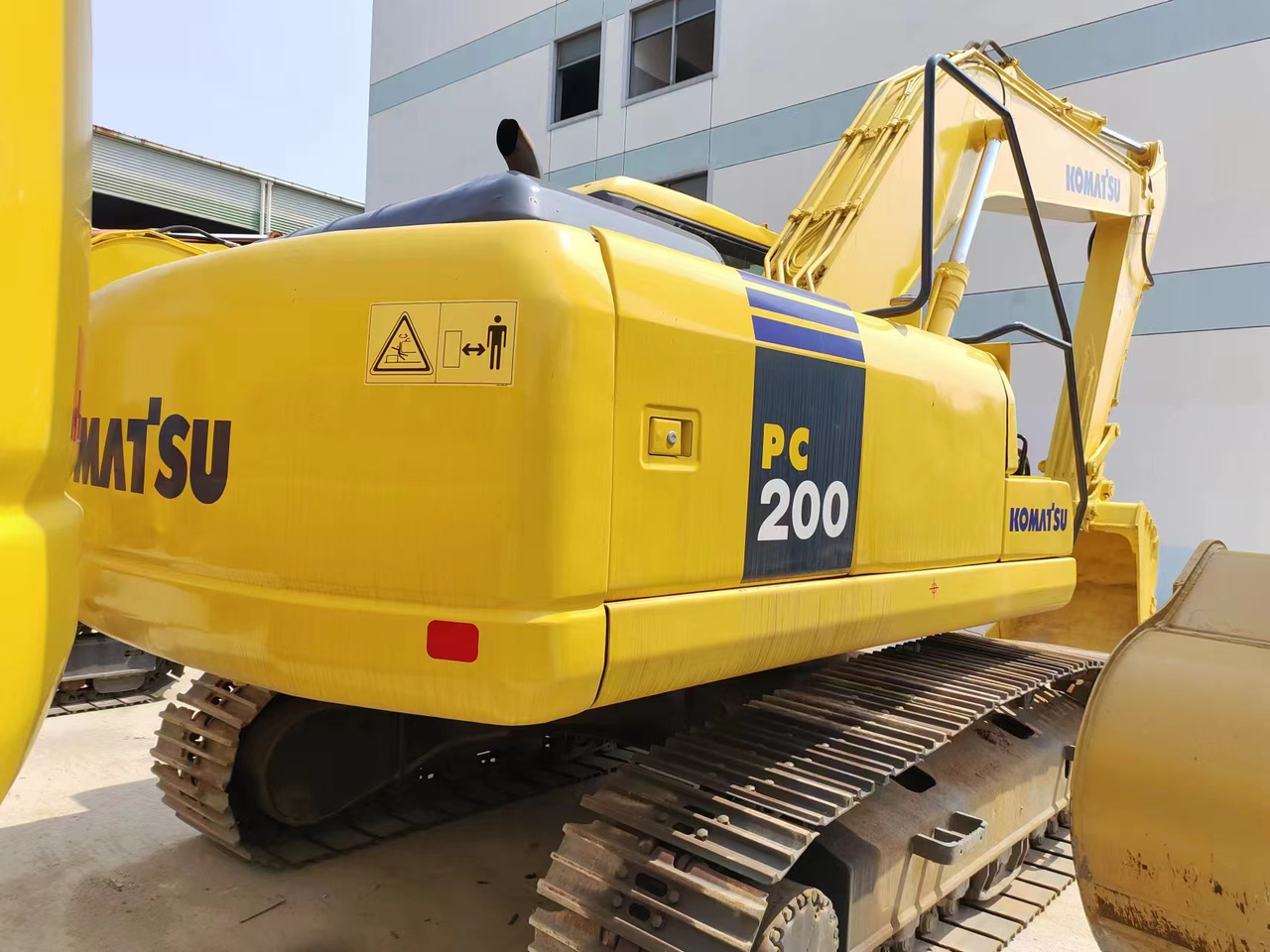 KOMATSU PC200-7 PC200 - Paletli ekskavatör: fotoğraf 2 KOMATSU PC200-7 PC200 - Paletli ekskavatör: fotoğraf 2