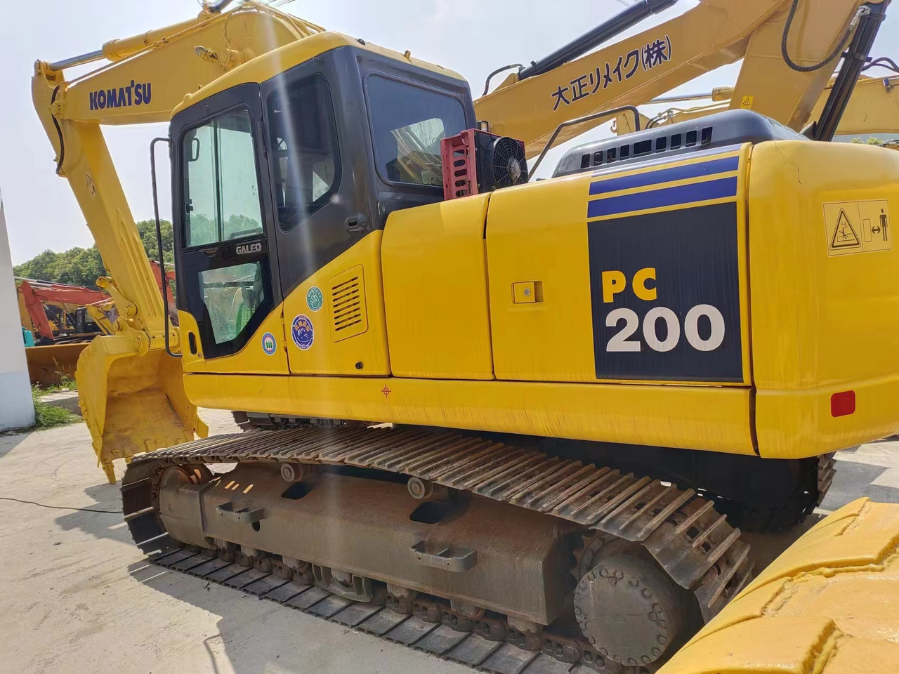 KOMATSU PC200-7 PC200 - Paletli ekskavatör: fotoğraf 1 KOMATSU PC200-7 PC200 - Paletli ekskavatör: fotoğraf 1
