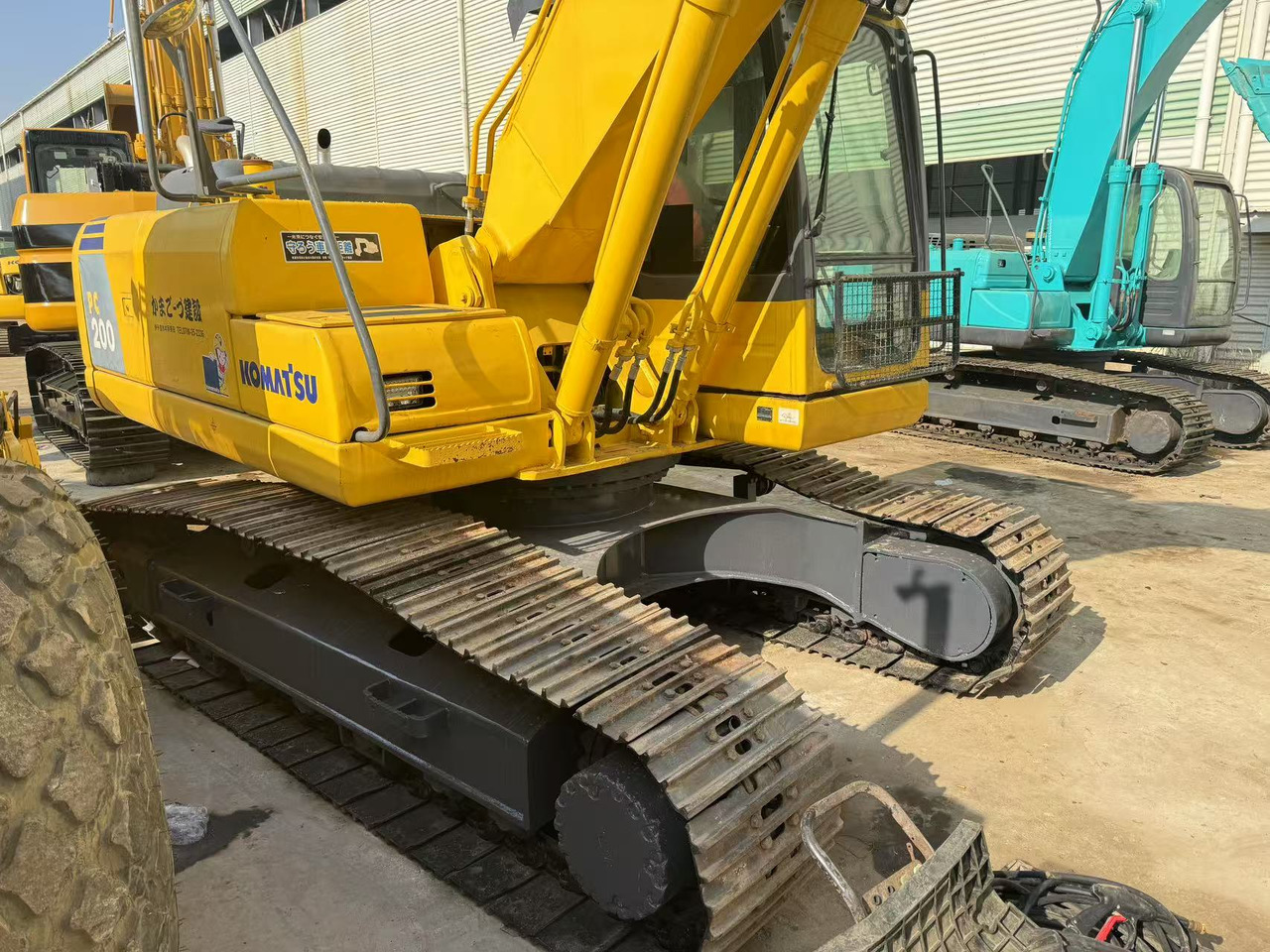 KOMATSU PC200-8 - Paletli ekskavatör: fotoğraf 2 KOMATSU PC200-8 - Paletli ekskavatör: fotoğraf 2