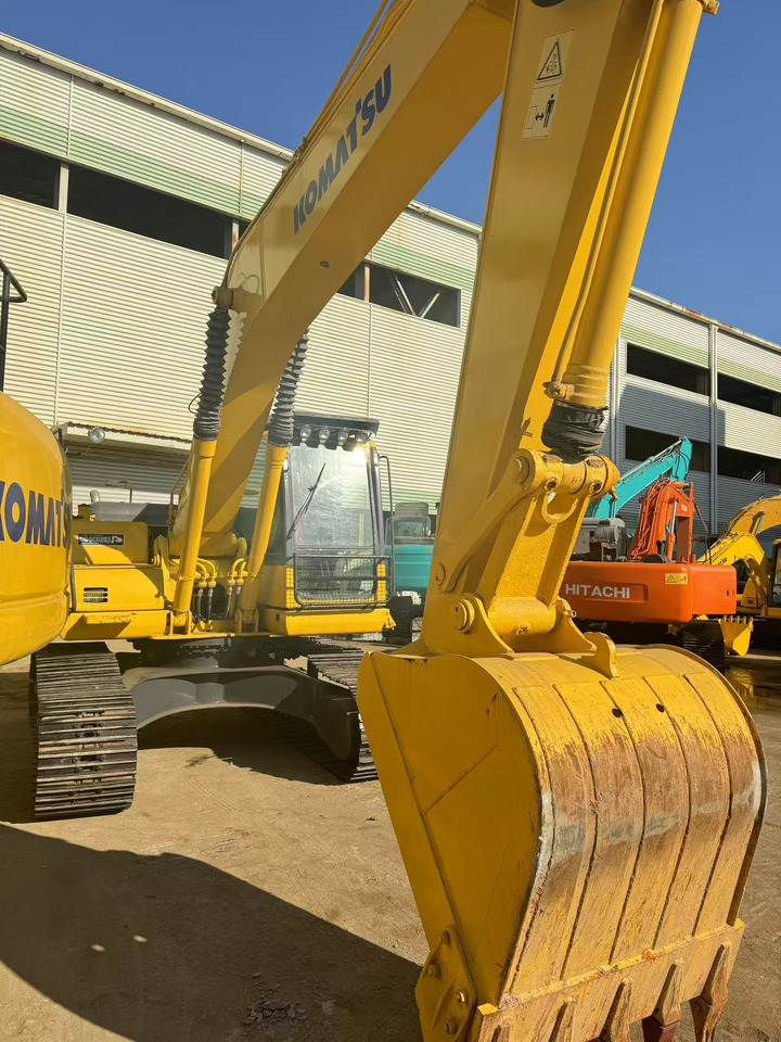 KOMATSU PC200-8 - Paletli ekskavatör: fotoğraf 3 KOMATSU PC200-8 - Paletli ekskavatör: fotoğraf 3