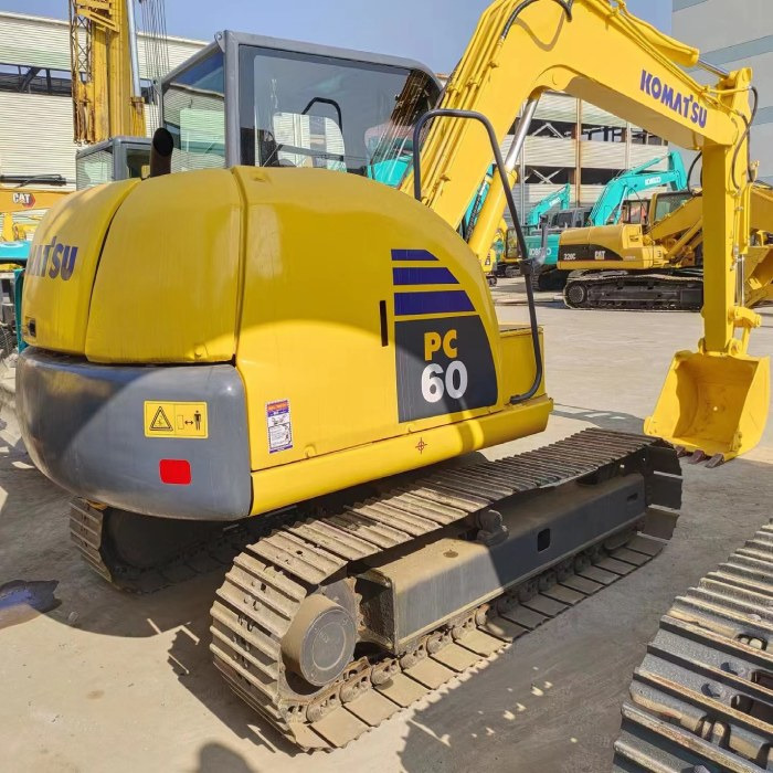 KOMATSU PC60-8 - Mini ekskavatör: fotoğraf 4 KOMATSU PC60-8 - Mini ekskavatör: fotoğraf 4